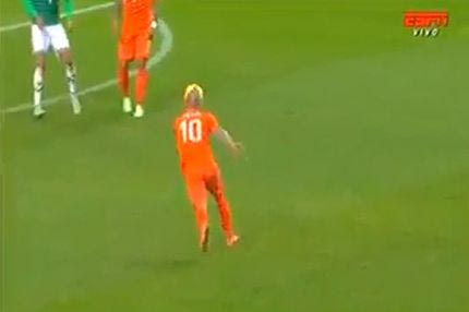 Τρομερό γκολ ο Σνάιντερ (VIDEO)