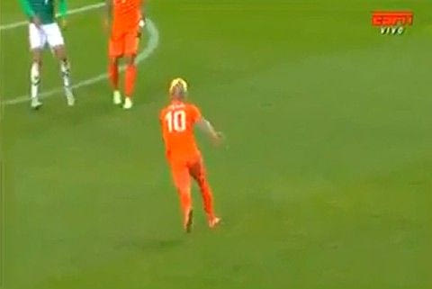 Τρομερό γκολ ο Σνάιντερ (VIDEO)