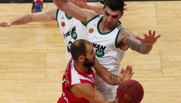 Στο… χριστουγεννιάτικο ΣΕΦ το Ολυμπιακός-Παναθηναϊκός