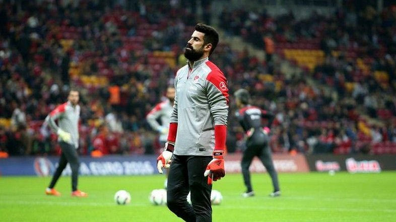 Αρνήθηκε να παίξει ο Βολκάν εξαιτίας ενός οπαδού! (VIDEO)