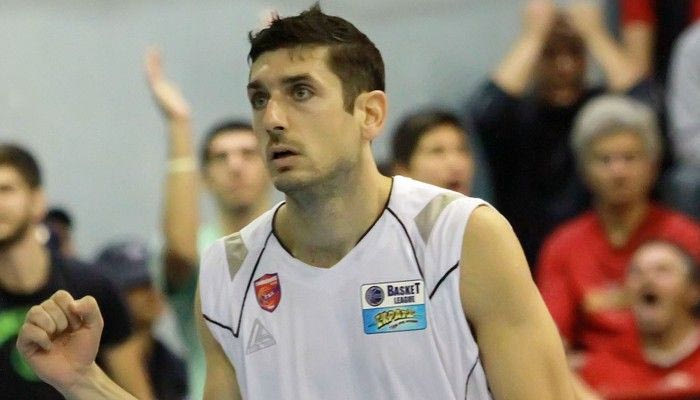 Το παλεύει ο Ξανθόπουλος