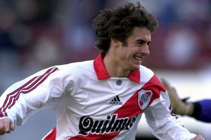 Επιστροφή στη Ρίβερ Πλέιτ για Αϊμάρ