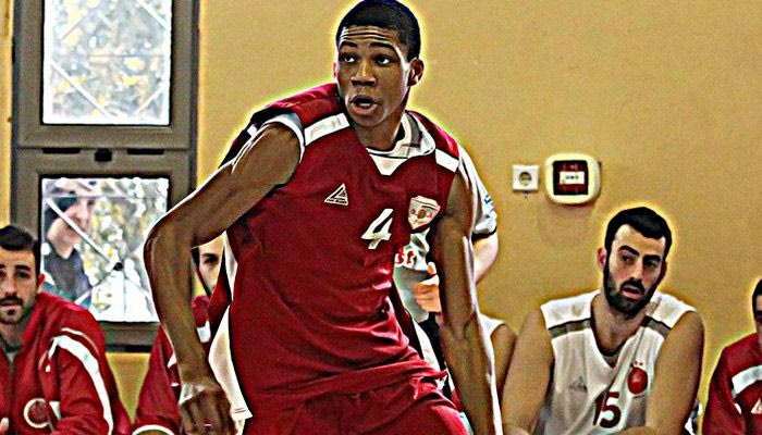 Γιάννης Αντετοκούνμπο: Μια ζωή σαν παραμύθι