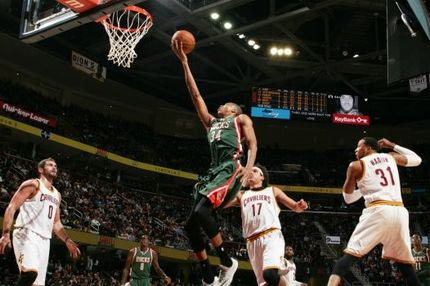 Έχασε από τον ΛεΜπρον ο Αντετοκούνμπο