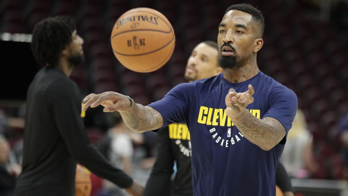 Ο Τζέι Αρ Σμιθ δεν άντεξε τον ‘γ****νο κλόουν’ Ντόναλντ Τραμπ