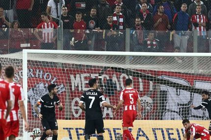 Έντονες αποδοκιμασίες στους παίκτες του Ολυμπιακού