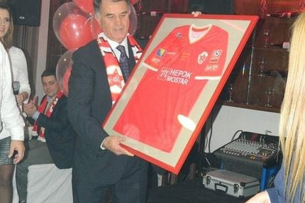 Η Βέλεζ τίμησε τον Μπάγεβιτς (PHOTOS)