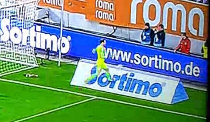 O Νόιερ τρόμαξε ball boy (VIDEO)