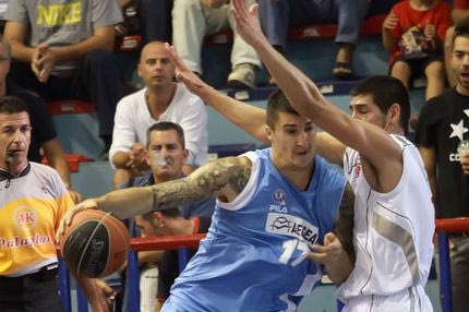 Χτύπησε τη μασκότ του Ρεθύμνου ο Μπούλιαν (VIDEO)