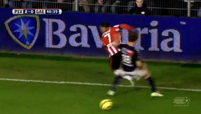 Οι μαγικές ντρίμπλες του Ντεπάι (VIDEO)