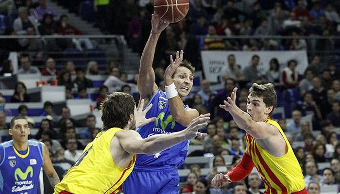 “Φόνισσα” των μεγάλων η Εστουδιάντες, έβαλε 100 στην Μπαρτσελόνα
