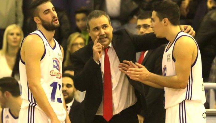 Φλεβαράκης: “Ομαδικό πνεύμα”. Σάκοτα: “Χάσαμε μόνοι μας”