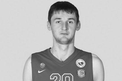 Ενός λεπτού σιγή για τον Χαχλόεφ