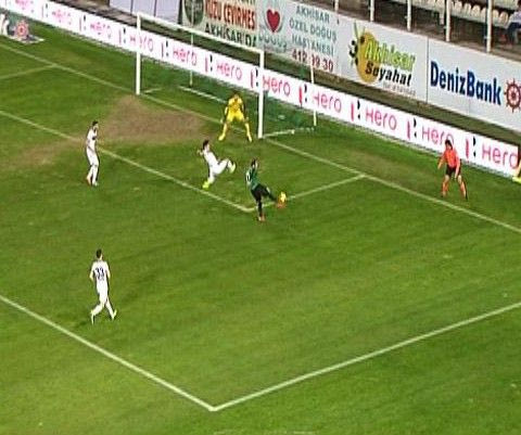 Σκόραρε πάλι ο Γκέκας (VIDEO)