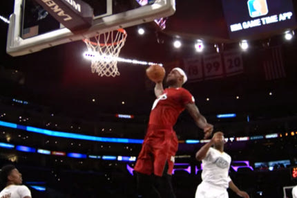 Ο Λεμπρόν Τζέιμς τρελαίνει κόσμο στο σημερινό Top10 (VIDEO)