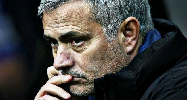 Μουρίνιο: “Οι διαιτητές κάνουν δώρα στους αντιπάλους”