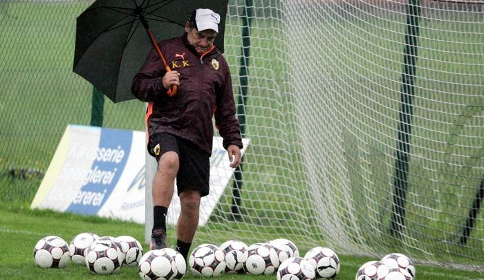 Με “Πασά” στην εξέδρα