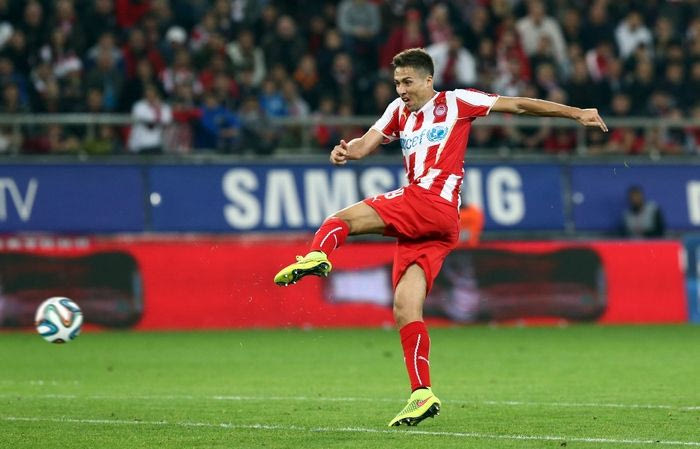 Με “βολίδα” του Φουστέρ η ισοφάριση του Ολυμπιακού (VIDEO)