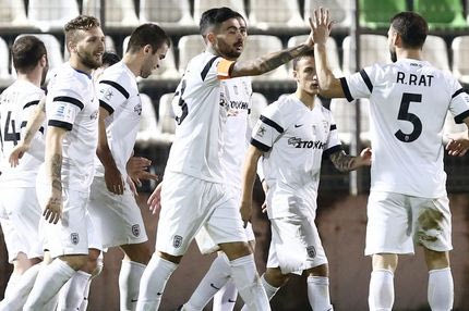 Άλλη άμυνα μετά την Γκινγκάμπ!