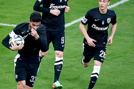 ΑΠΟΘΕΩΣΗ: Γιορτή στο “Μακεδονία” για το διπλό στο Φάληρο (VIDEOS+PHOTOS)