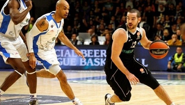 Η Νίζνι έχασε τον ηγέτη της