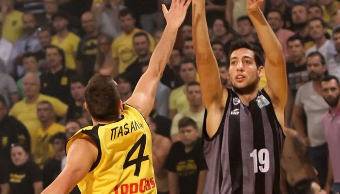 Δεν παίζει ο Σαλούστρος