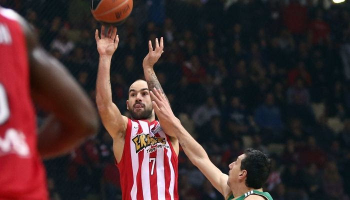 Το τρομερό τρίποντο του Σπανούλη από τα 9 μέτρα! (VIDEO)