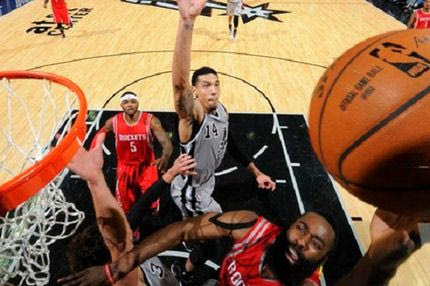 Νίκη οι Σπερς, χωρίς Παπανικολάου οι Ρόκετς