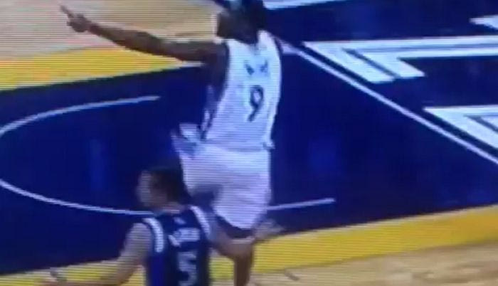 Ο ξεκαρδιστικός χορός του Τόνι Άλεν (VIDEO)