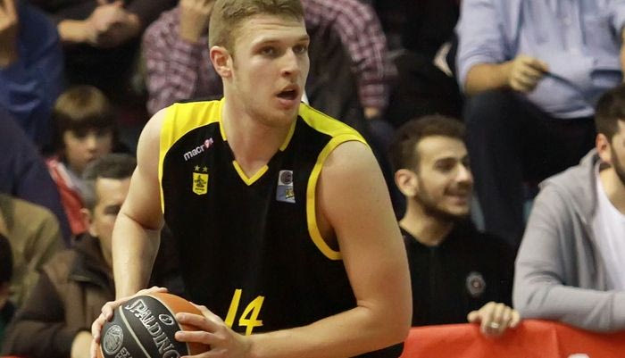 Βεζένκοφ: “Ο Άρης έχει βαριά φανέλα και ιστορία”