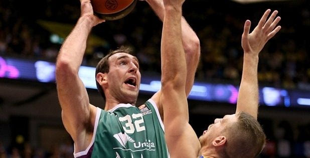 Γκολούμποβιτς: “Σέβομαι τον Ολυμπιακό, αλλά…”