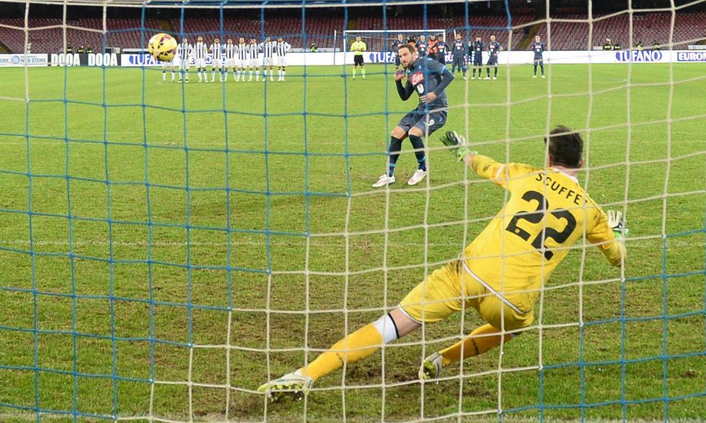 Φάση των 16: Η Νάπολι “εκτέλεσε” Ουντινέζε και… Κονέ (VIDEO)