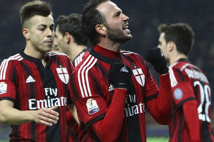 Φάση των 16: Ο Ντε Γιονγκ λύτρωσε την Μίλαν (VIDEO)