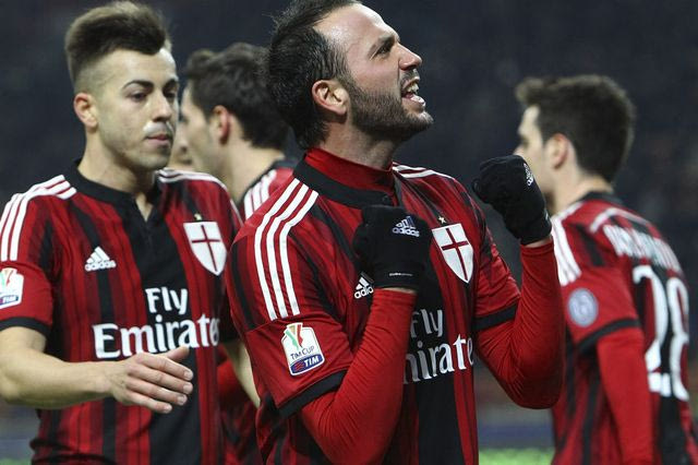 Φάση των 16: Ο Ντε Γιονγκ λύτρωσε την Μίλαν (VIDEO)