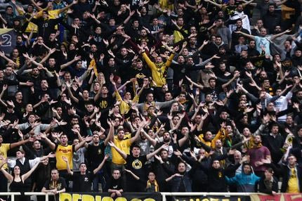 Διακοπή με την παραμικρή είσοδο φιλάθλων στο ΑΕΚ-Ολυμπιακός