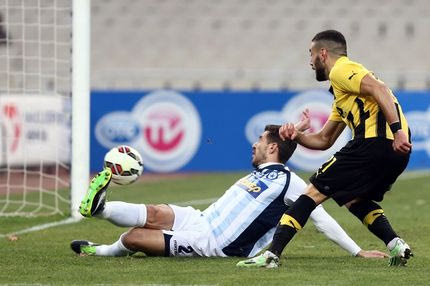 Ο Αραβίδης ανοίγει το σκορ για την ΑΕΚ (VIDEO)