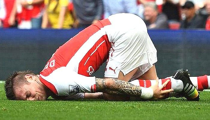 Τρεις μήνες έξω ο Ντεμπουσί