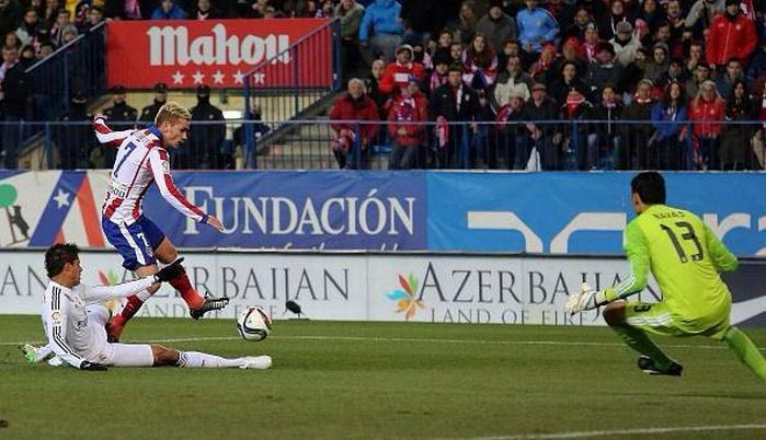 To τρομερό τάκλιν του Βαράν (VIDEO)