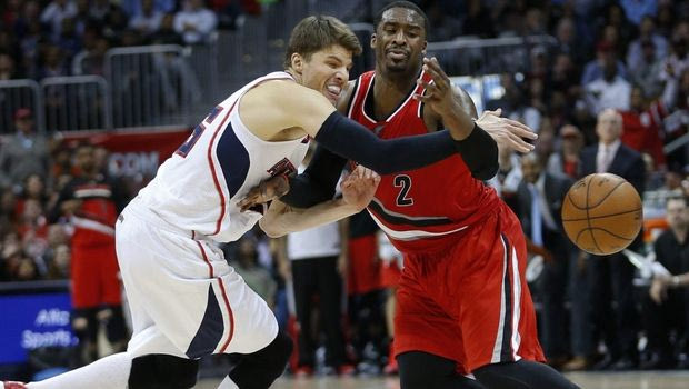 Ακάθεκτοι οι Χοκς “λύγισαν” και τους Μπλέιζερς