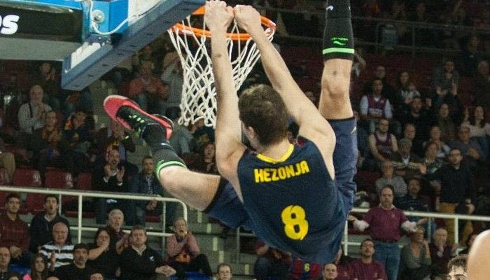 Ο Χεζόνια “κατεδαφίζει” το καλάθι (VIDEO)