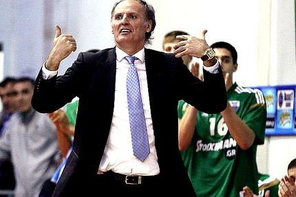 Ιβάνοβιτς: “Η νίκη είναι σημαντική”. Παπαθεοδώρου: “Ρισκάραμε”