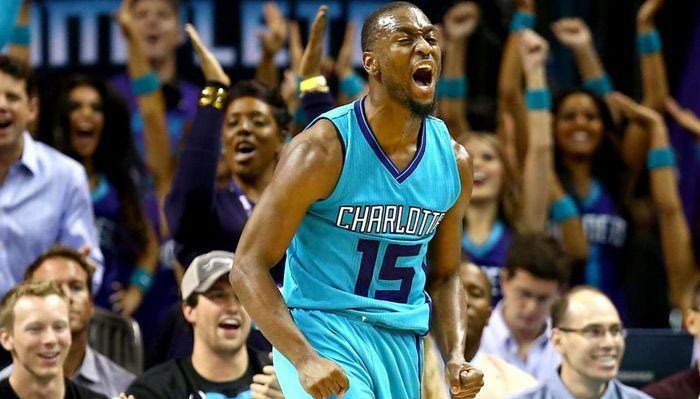 Το τρομερό buzzer beater του Γουόκερ στην κορυφή του Top10 (VIDEO)