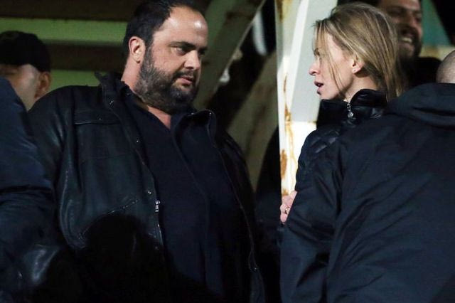Παραλίγο επεισόδιο μεταξύ οπαδών – Μαρινάκη