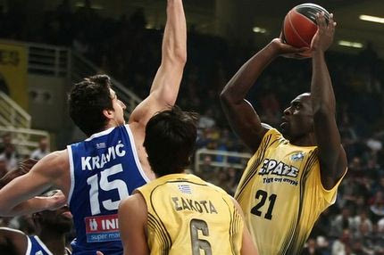 Μενσά Μπονσού: “Γιατί όχι πρωτάθλημα η ΑΕΚ;”