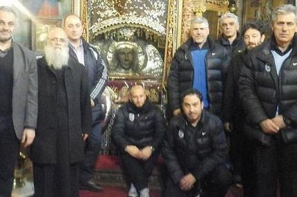 Στην Μονή Αγίου Ραφαήλ Αγγελος και Παπαδόπουλος