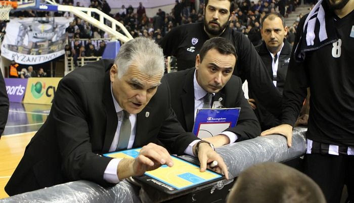 Μπούτσκος: “Με νίκη ανοίγουμε την πόρτα της πρόκρισης”