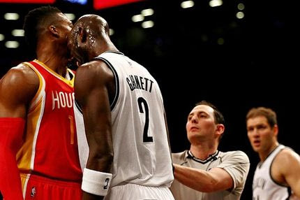 Νίκη με ξύλο για τους Ρόκετς (VIDEO)