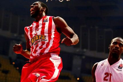 Ολοκληρωτικό μπάσκετ από Ολυμπιακό