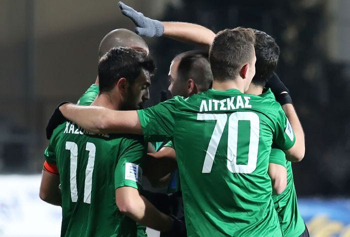 Πρόκριση για Πανθρακικό