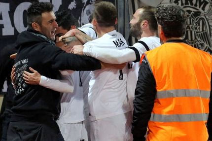 Δέκα μικροί Μήτσιοι